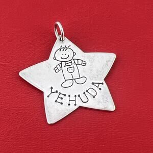 Lucy Ann Sterling Silver 925 Shape Pendant